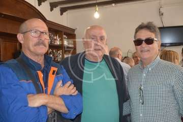 El Casino de Telde homenajea a 18 socios y al que fuera su conserje durante 40 años (Foto TA y TF)